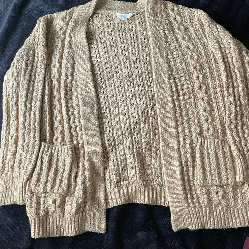 Size Large cardigan
